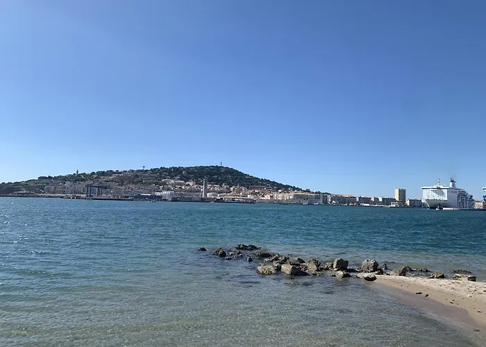 Studio Lumineux Proche Plage Avec Parking Prive - Fr-1-338-358 * Sète